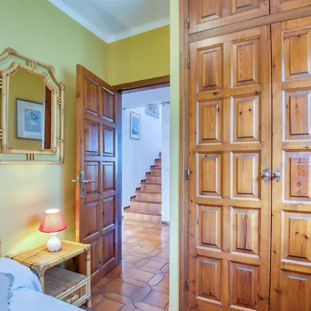 Palatina * L' Escala