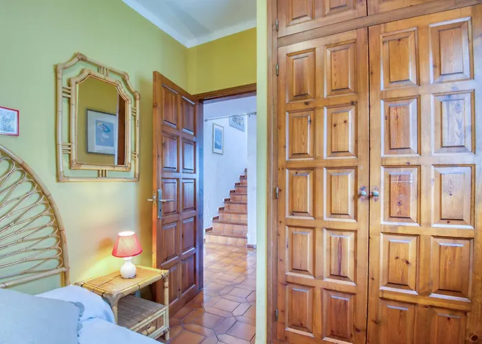 Palatina * L' Escala